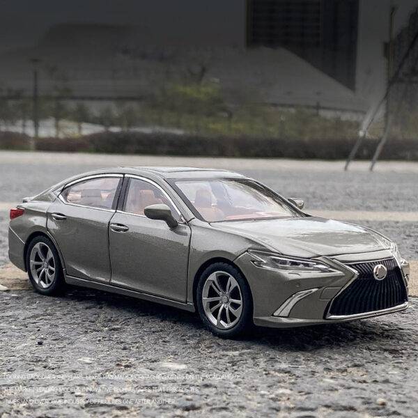 Lexus ES300 Diecasts Alloy Model Six Doors Open Metal Pull Back Vehicles Sound and Light Car